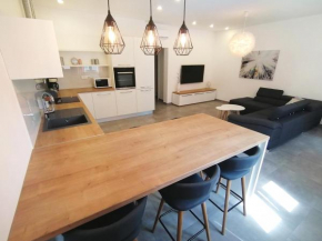 Angela Luxury Apartment I